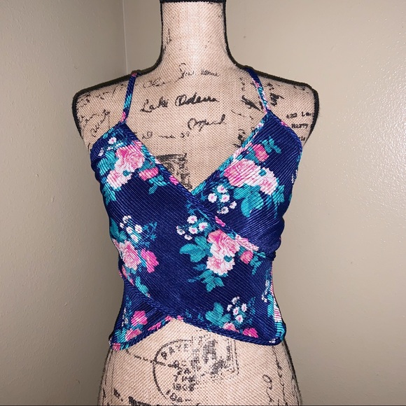 Wrap style floral cropped tank